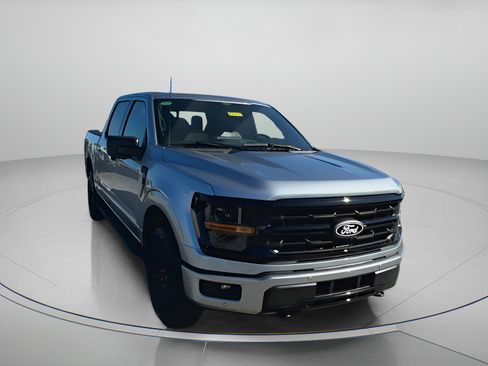 New 2025 Ford F150 XLT w/ Equipment Group 303A High image 6