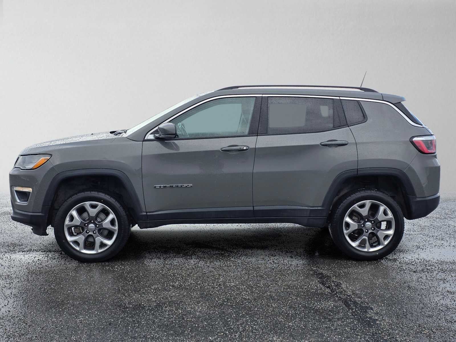Used 2020 Jeep Compass Limited AWD/4WD image 6