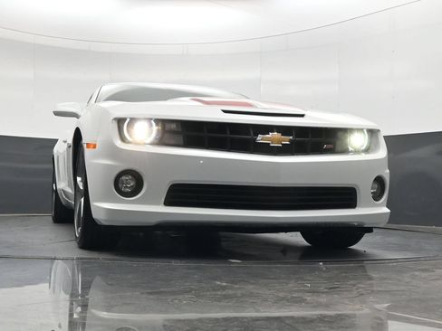 Used 2010 Chevrolet Camaro SS w/ RS Package RWD image 33