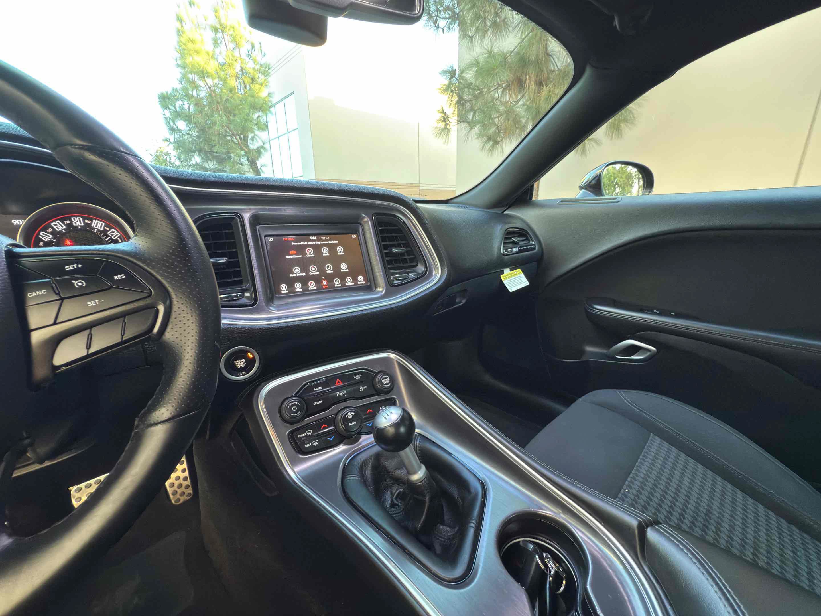 Used 2018 Dodge Challenger R/T RWD image 33