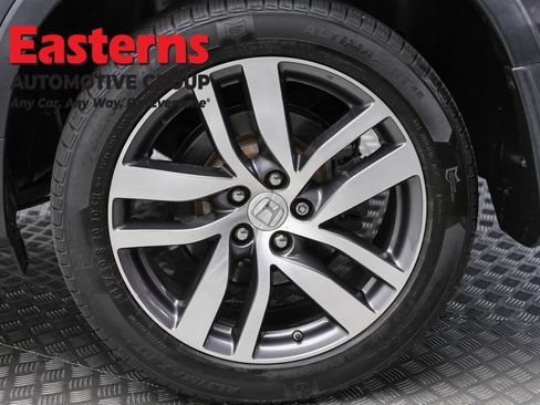 Used 2016 Honda Pilot Touring image 8