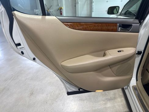 Used 2005 Lexus ES 330 FWD image 29