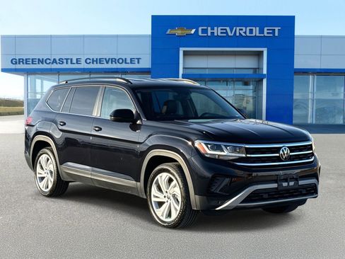 Used 2023 Volkswagen Atlas SE AWD/4WD image 1