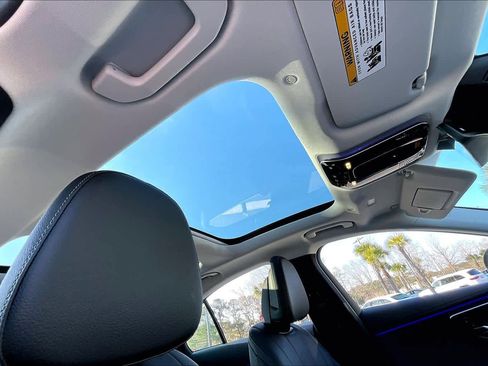 Used 2024 Mercedes-Benz E 350 4MATIC Sedan image 14