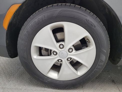 Used 2022 Kia Soul LX image 31