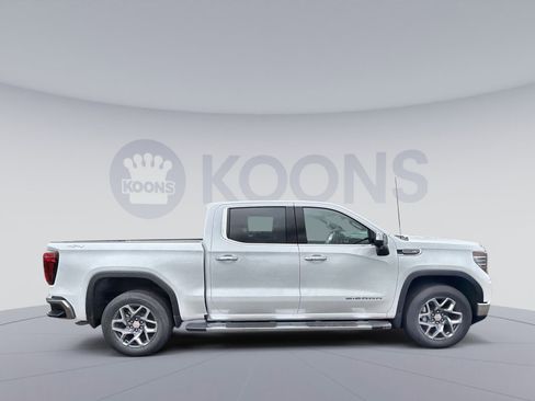 New 2026 GMC Sierra 1500 SLT w/ SLT Premium Package image 8