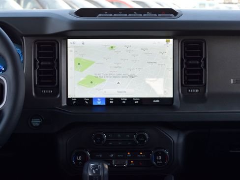 New 2026 Ford Bronco Badlands image 11