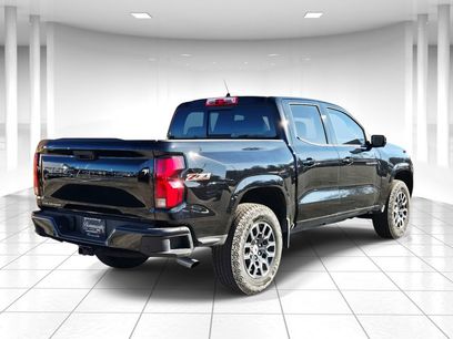 Used 2024 Chevrolet Colorado Z71 w/ Z71 Convenience Package 2