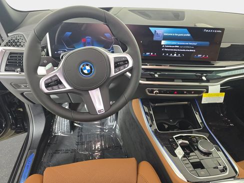 New 2026 BMW X5 xDrive50e w/ M Sport Package AWD/4WD image 16
