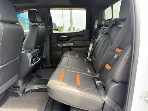 Used 2021 GMC Sierra 1500 AT4 w/ Technology Package AWD/4WD image 28