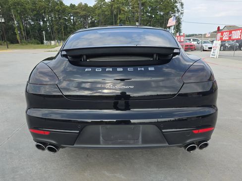 Used 2015 Porsche Panamera 4 image 15