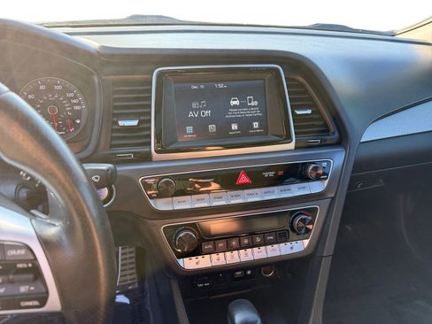Used 2019 Hyundai Sonata Sport w/ Tech Package 03 image 12