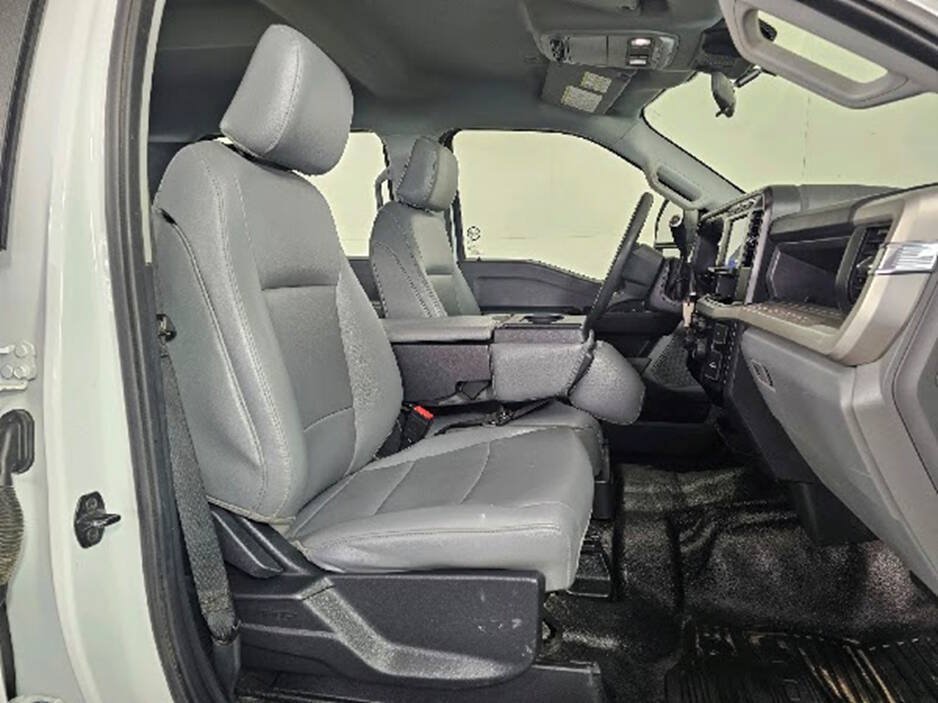 Used 2023 Ford F250 XL w/ FX4 Off-Road Package AWD/4WD image 19