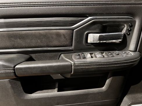 Used 2023 RAM 3500 Laramie image 27