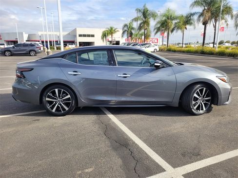 Used 2023 Nissan Maxima SV w/ Floor Mat Group image 3