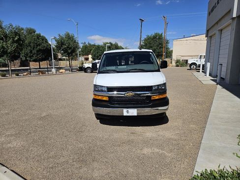 Used 2025 Chevrolet Express 2500 w/ Driver Convenience Package RWD image 4