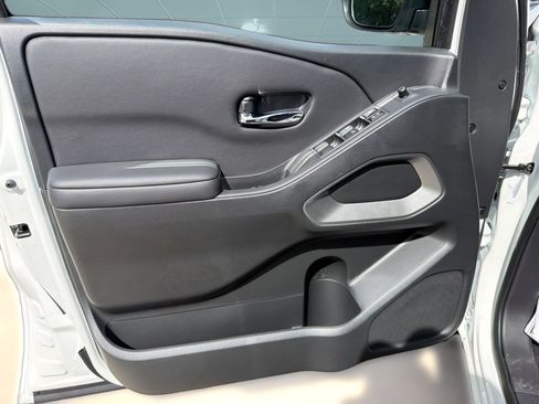 New 2026 Nissan Frontier SV RWD image 13
