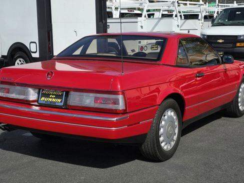 Used 1993 Cadillac Allante image 10