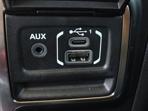 Used 2023 Jeep Wrangler Unlimited w/ Cold Weather Group AWD/4WD image 17