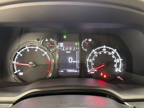 Used 2024 Toyota 4Runner SR5 Premium AWD/4WD image 23