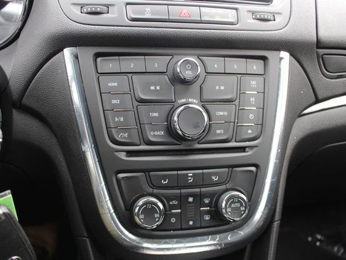 Used 2016 Buick Encore Convenience FWD image 25