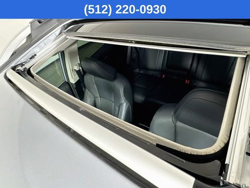 Used 2025 Subaru Outback Touring XT w/ Tech Package 3 AWD/4WD image 27