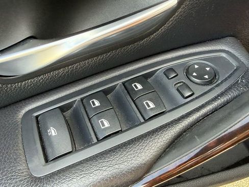 Used 2015 BMW 428i Convertible image 31