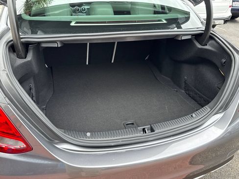 Used 2017 Mercedes-Benz C 300 Sedan image 7