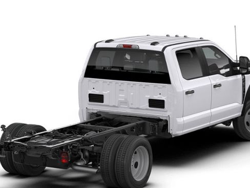 New 2026 Ford F450 XL w/ XL Chrome Package RWD image 57