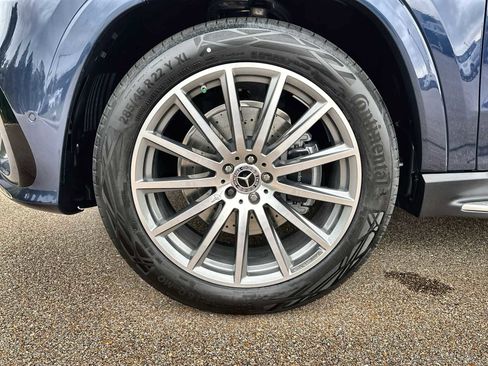 New 2026 Mercedes-Benz GLS 450 4MATIC image 14