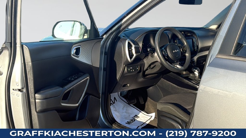 Used 2022 Kia Soul LX w/ Technology Package FWD image 23