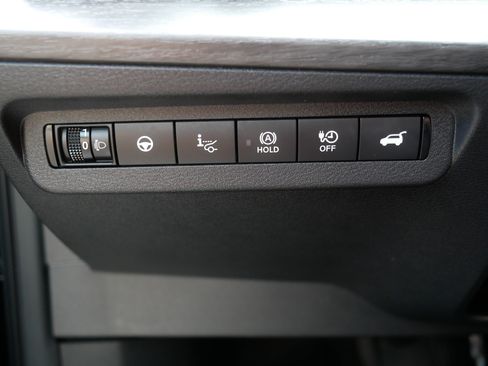 Certified 2023 Nissan Ariya AWD image 26
