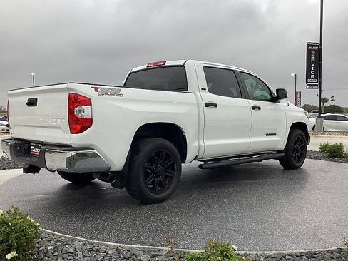 Used 2019 Toyota Tundra SR5 image 5