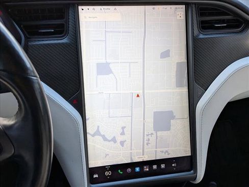 Used 2018 Tesla Model X 75D AWD/4WD image 10