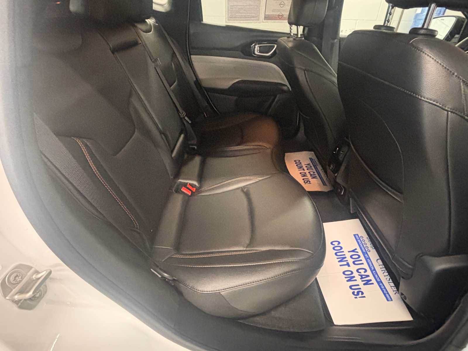 Certified 2024 Jeep Compass Limited w/ Mopar Graphics Package AWD/4WD image 7