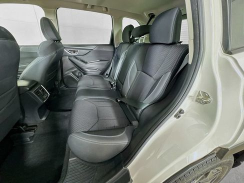 Used 2022 Subaru Forester Premium AWD/4WD image 30