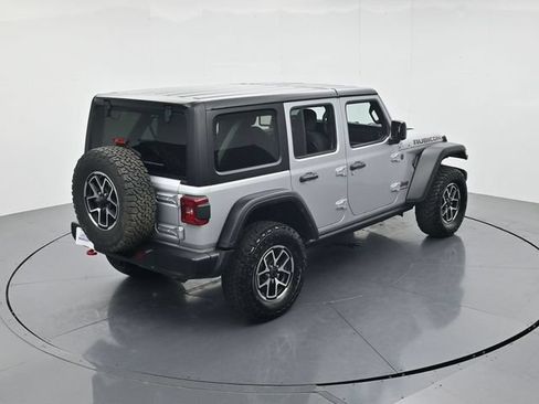 Used 2024 Jeep Wrangler Unlimited Rubicon AWD/4WD image 45