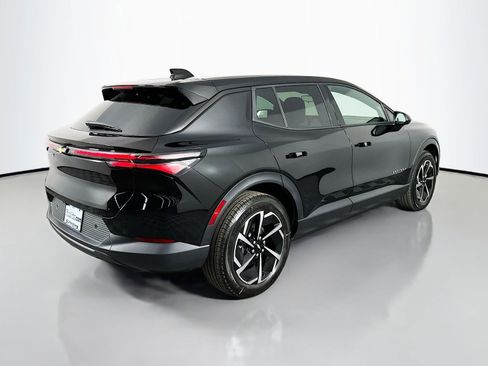 New 2026 Chevrolet Equinox EV LT image 7