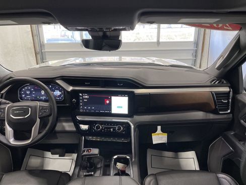 Used 2023 GMC Sierra 1500 Denali w/ Denali Reserve Package image 4