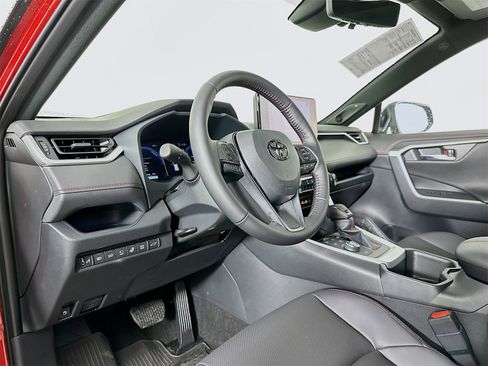 Certified 2025 Toyota RAV4 XSE image 9