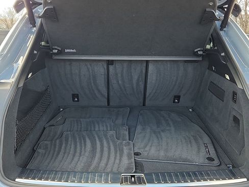 Certified 2024 Porsche Cayenne Turbo GT AWD/4WD image 28