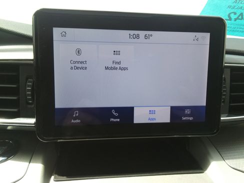 Used 2023 Ford Explorer XLT w/ XLT Sport Appearance Package image 26