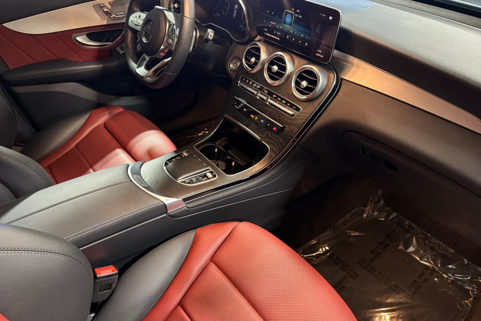 Used 2022 Mercedes-Benz GLC 300 image 14