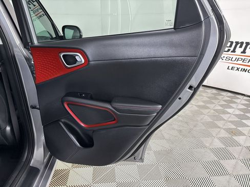 Used 2025 Kia Soul GT-Line w/ GT-Line Technology Package image 26