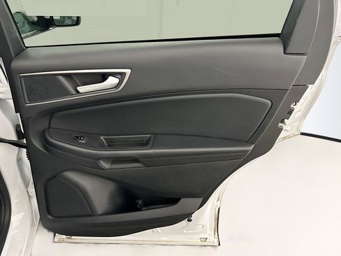 Used 2024 Ford Edge SEL image 31