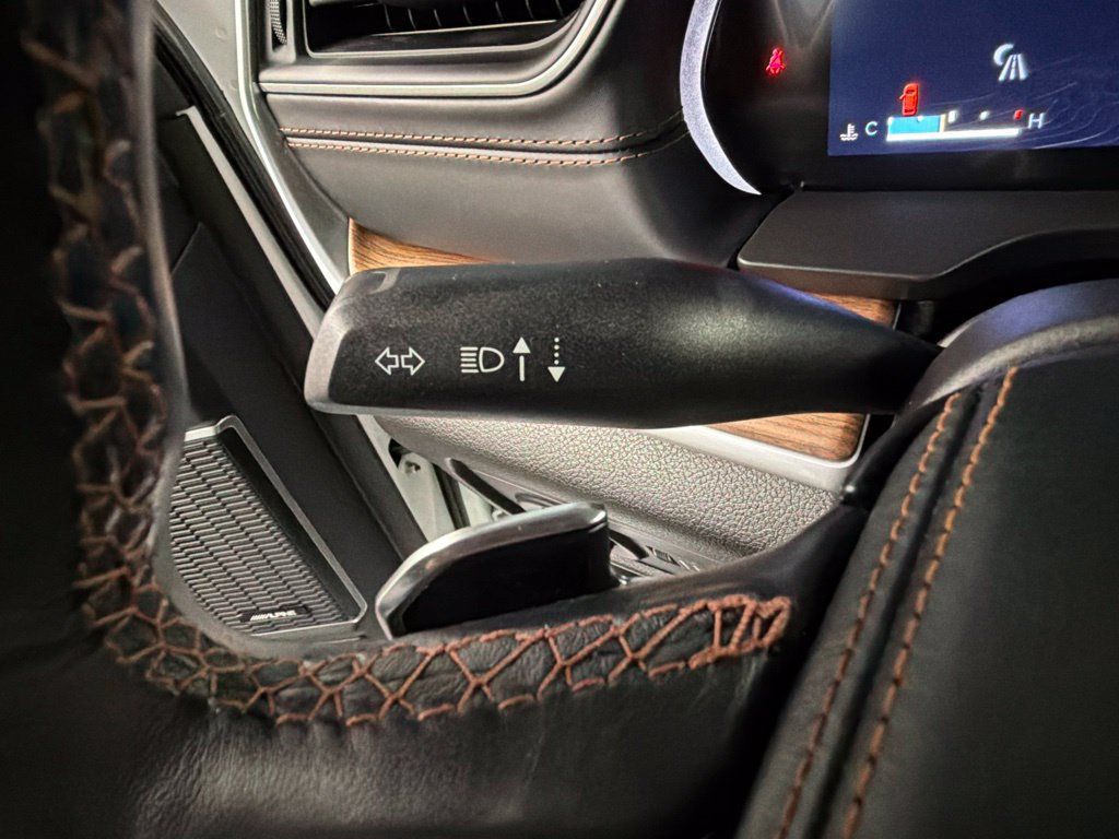 Used 2021 Jeep Grand Cherokee L Summit w/ Advanced Protech Group IV AWD/4WD image 19