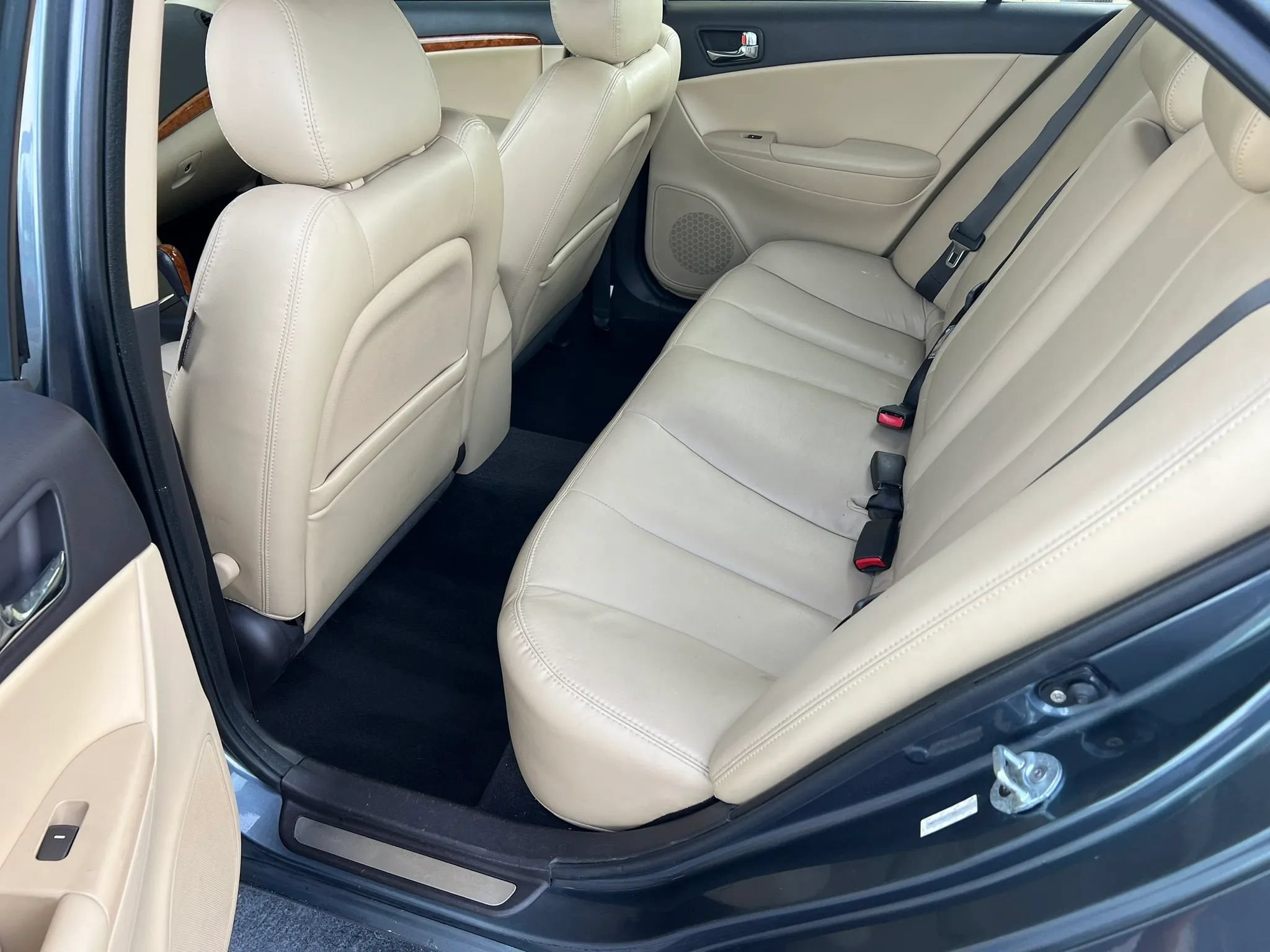 Used 2009 Hyundai Sonata Limited FWD image 16