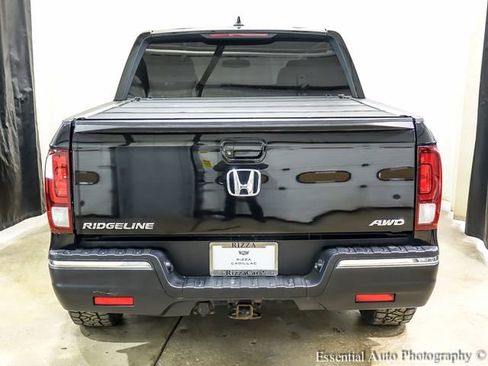 Used 2017 Honda Ridgeline RTL-T image 6