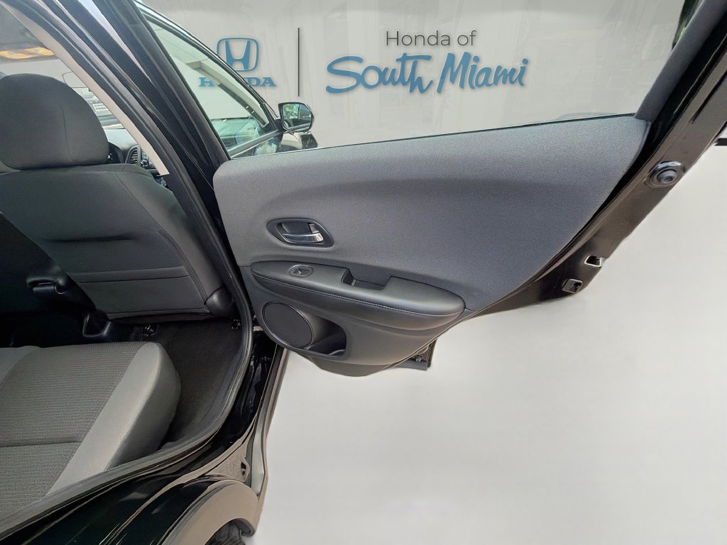 Used 2022 Honda HR-V LX image 29