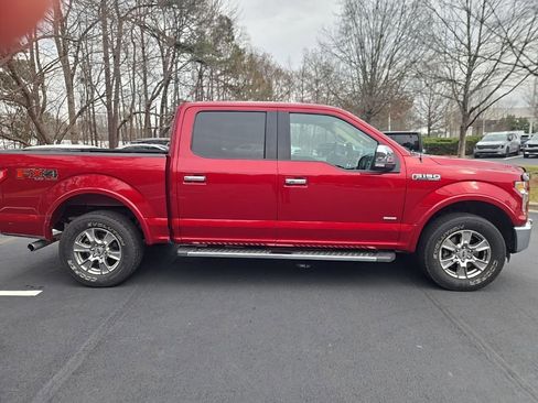 Used 2015 Ford F150 Lariat image 11